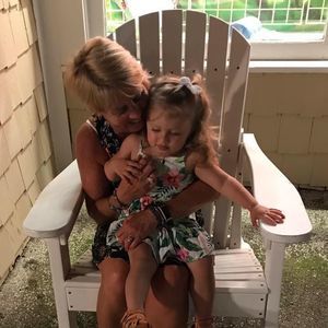 Meet your Posher, Carol